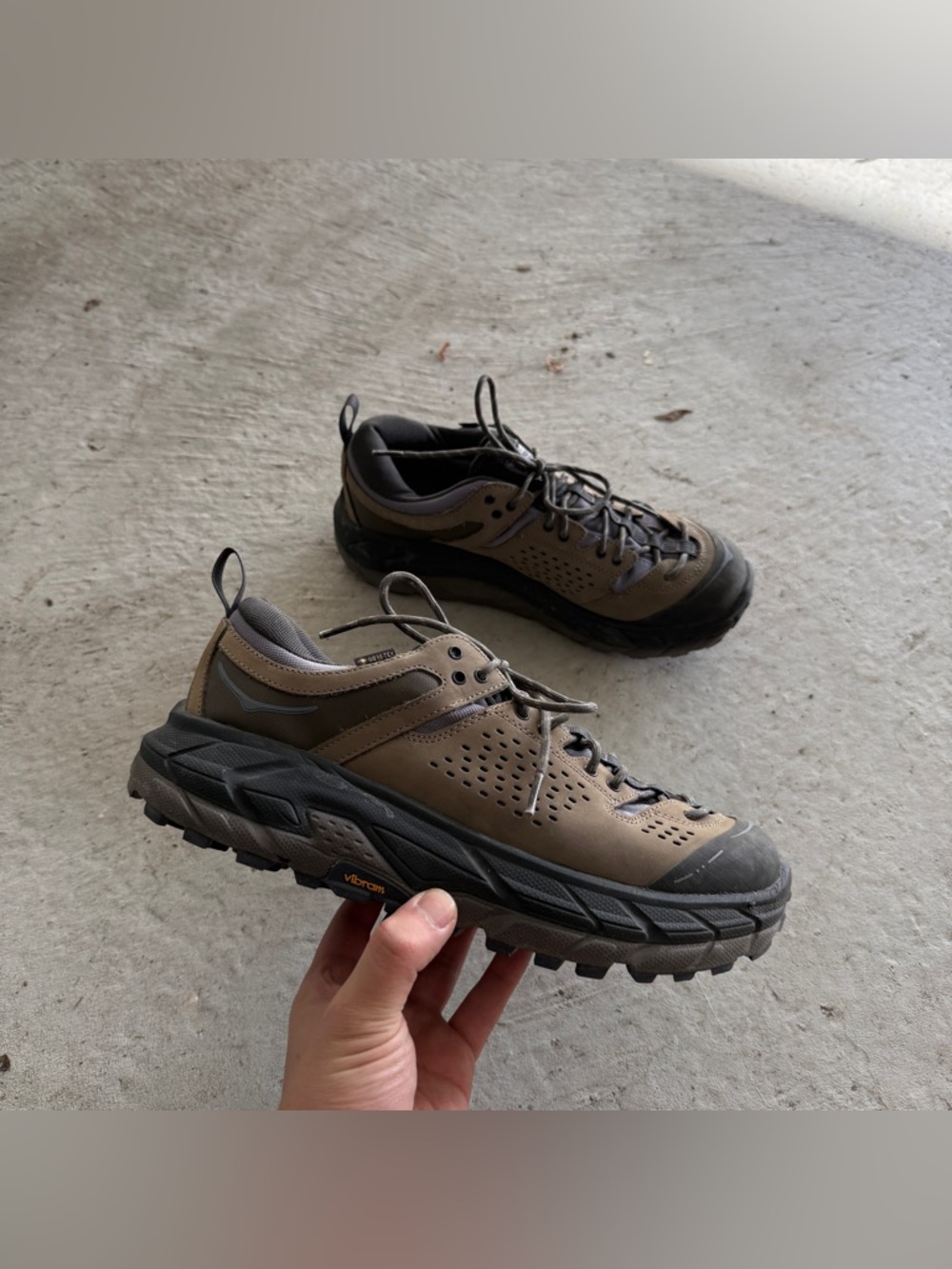 HOKA x J.L-A.L Kaha Low / Limited Collaboration (Vibram + Gore-Tex)